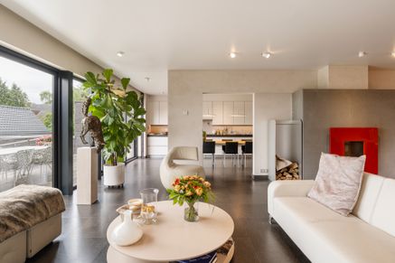 Kantoor met woning te koop Meise