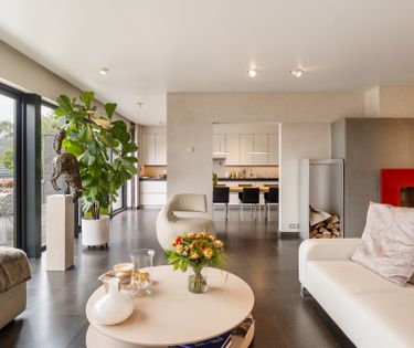 Exclusive multipurpose home with beautiful garden in Meise