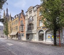 Appartement (energielabel A) met één slaapkamer en terras in Ieper centrum