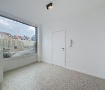 Gerenoveerd triplex-appartement met tal van mogelijkheden