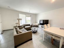 Bel appartement rez-de-chaussée récent avec terrasse