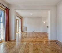 Appartement met 3 kamers en garagebox te koop in centrum Kortrijk
