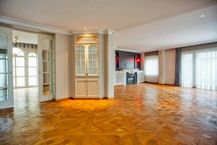 Magnifieke en exclusieve triplex pal in het centrum van Izegem