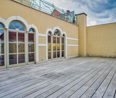 Magnifieke en exclusieve triplex pal in het centrum van Izegem