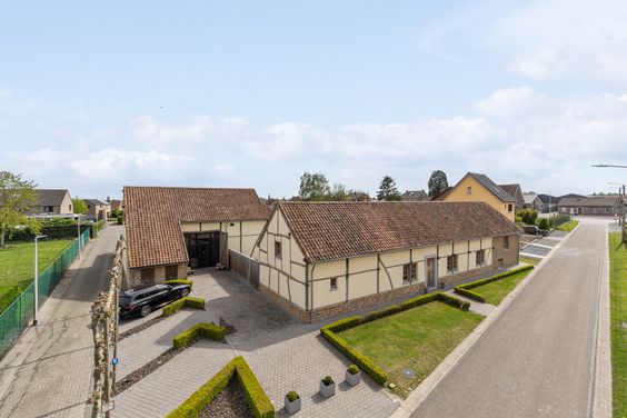Ferme à vendre Kozen