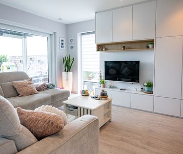 Maison moderne avec grand jardin et tout confort dans un emplacement privilégié