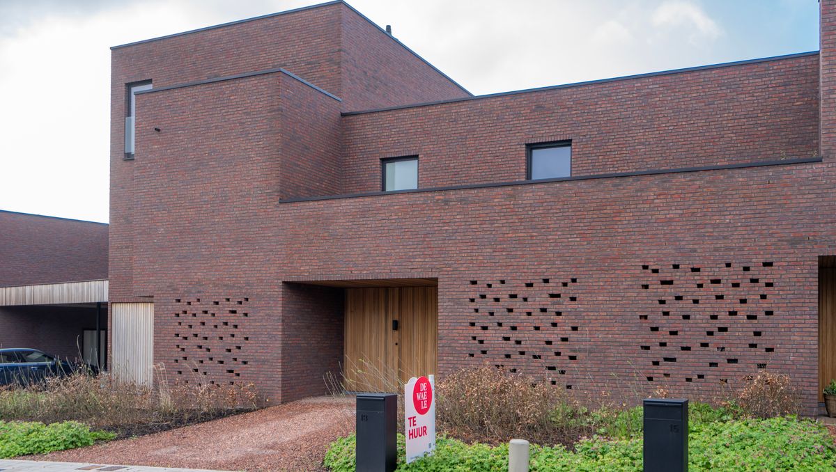 Recente woning met aangename tuin te huur te Marke