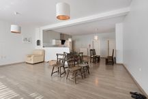 Spacieuse maison mitoyenne de 5 chambres sur un terrain de 9a13ca près de Thor Park
