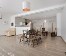 Spacieuse maison mitoyenne de 5 chambres sur un terrain de 9a13ca près de Thor Park