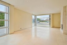 Maison de 4 chambres avec studio à louer à Waregem !