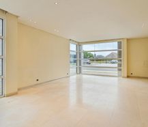 Maison de 4 chambres avec studio à louer à Waregem !