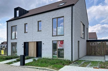 Petronella Van Ryckeghemstraat 16