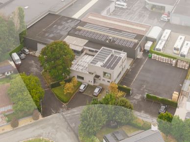Bien industriel à vendre Sint-Eloois-Vijve