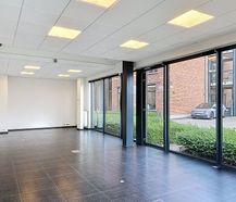 Instapklaar kantoor (ca. 120 m²) te huur in Gent