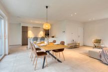 Modern wonen in Krombeke: hoogwaardig nieuwbouwhuis te koop