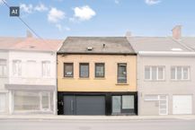Instapklare woning met 3 slaapkamers te koop in Wevelgem!