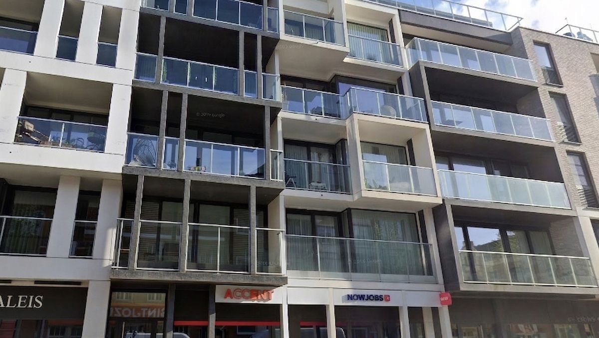 Vennootschap met 3 handelspanden te Bredene-Oostende