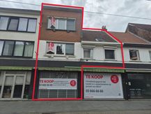 Huis (230m²) met 5 slaapkamers en groot terras te Deurne