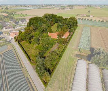 Uniek domein op 1,4 ha te koop in Houthulst