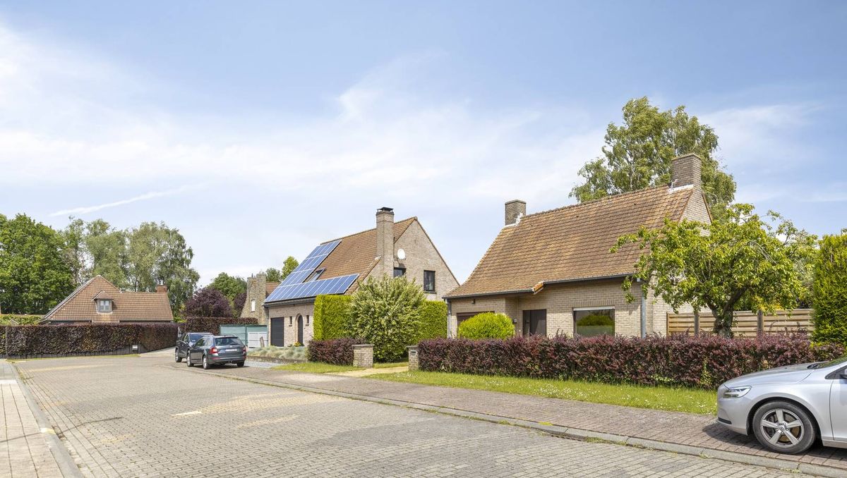 4-room house & single family of 128 m²