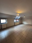 Ruim duplex appartement met 1 slaapkamer in centrum Bree