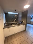 Ruim duplex appartement met 1 slaapkamer in centrum Bree