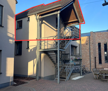 Ruim duplex appartement met 1 slaapkamer in centrum Bree
