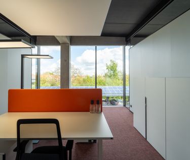 Office space for rent in the business center in Roeselare