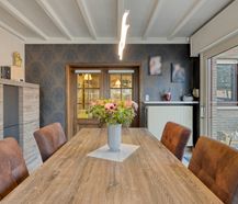 Herenhuis met handelszaak te koop in Kaprijke