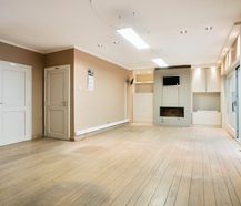 Magazijn van ca. 1.285 m² met woning te koop in Bellegem