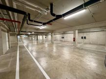 TE HUUR: Ondergrondse autostaanplaats in Hasselt centrum