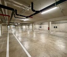 TE HUUR: Ondergrondse autostaanplaats in Hasselt centrum