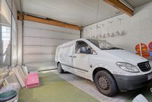 Handelspand met woonst te koop in Izegem