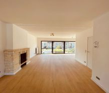 Vernieuwbouwappartement met 3 slaapkamers en garage