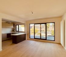 Vernieuwbouwappartement met 3 slaapkamers en garage