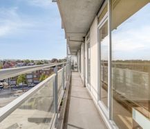 Instapklaar 2-slaapkamerappartement te koop in Berchem