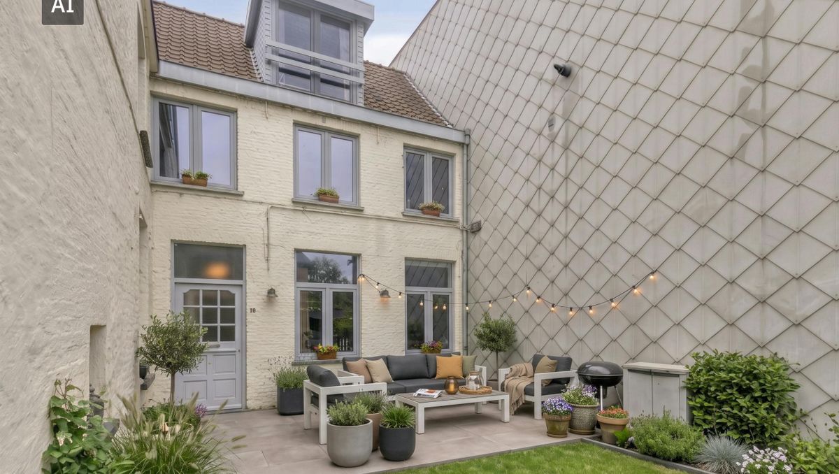 Instapklaar huis met 2 slaapkamers in Assebroek
