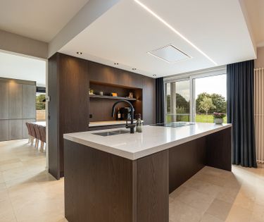gerenoveerd huis met zwembad op 17 are te koop in Kasterlee