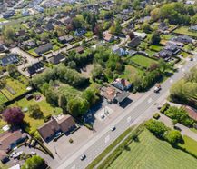Ontwikkelingsgrond met verhuurd tankstation te koop Deinze
