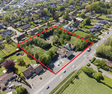 Ontwikkelingsgrond met verhuurd tankstation te koop Deinze