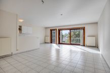 Spacieux appartement de deux chambres (104m²) à vendre !