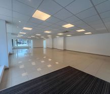 Office to rent in Sint-Michielsstraat, Roeselare