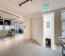 Modern spacious office - 170m² + 4 parkings