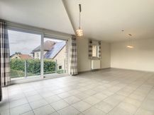 Appartement met twee slaapkamers en ruim terras te koop