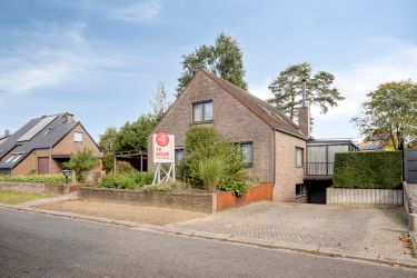 Goed gelegen huis te koop in Lichtaart