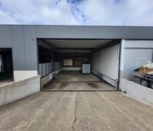 Magazijn / loods te huur 240m² in Veurne