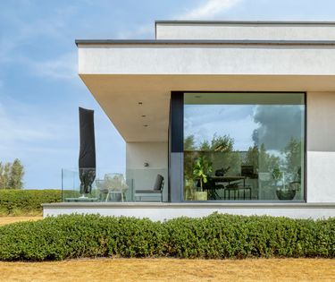 Hoogwaardig afgewerkte villa te koop op rustige locatie