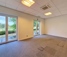 Kantoor (192 m²) op zichtlocatie langs de N9 te Melle