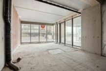 Nieuwbouw casco handelsruimte op topligging te Oostduinkerke