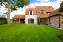 Karaktervolle villa te huur met drie slaapkamers te Hertsberge
